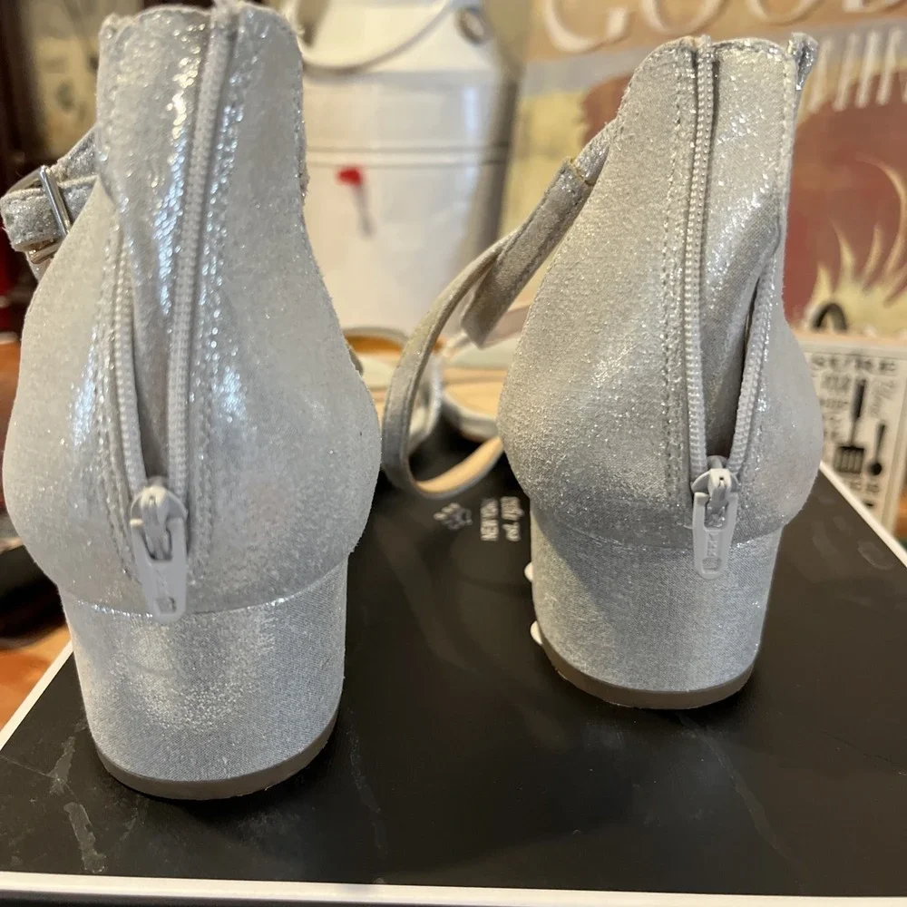 Nina New York Silver Glitter Strappy Heels Size 9 Formal Dress Sandals